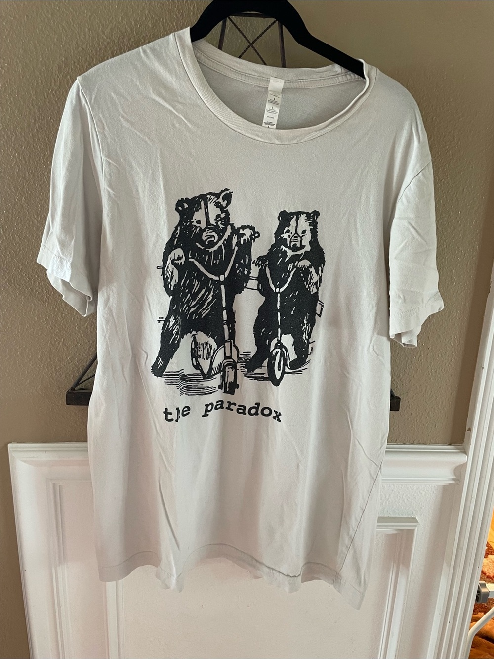 Graphic Bear The Paradox Scooter Tee in White L